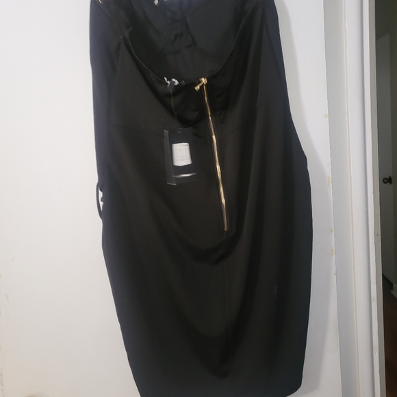 Fashion Nova dress - Picture 2 of 2